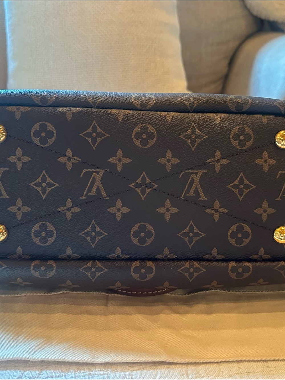 Louis Vuitton Monogram Pallas MM - Such a rare beauty in this color combo - Picture 4 of 13